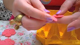 How to make easy icing flowers [upl. by Barabbas]