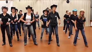 STRAIT DOWN Line Dance  danse et compte [upl. by Wolfson]