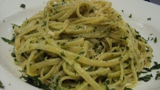 ΜΑΚΑΡΟΝΑΔΑ ΠΕΣΤΟ ME ΑΜΥΓΔΑΛΑ ΚΑΙ MAΪNTANΟ  Liguini Pesto [upl. by Gala]