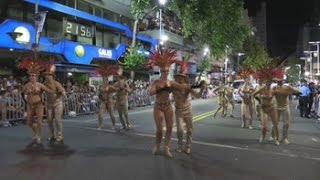 Uruguay da la bienvenida al carnaval con un colorido y multitudinario desfile [upl. by Reddy890]