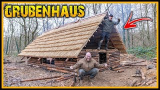 Grubenhaus 30 – Die Feuerstelle ist es nicht oder doch Aber Wände sind okay  Bushcraft Part 7 [upl. by Etnad]