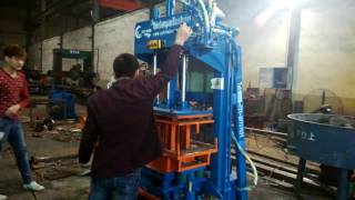 whatspp8618613999840 QTY2 20 Hydraulic paver machine for solid brick testing [upl. by Storfer]