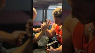 Életem első szkander edzése motivation armwrestling [upl. by Eanwahs]