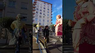 Gigantes de Mairuek Santutxu en el ERRALDOI EGUNA en Portugalete 09112024 [upl. by Gaylor]