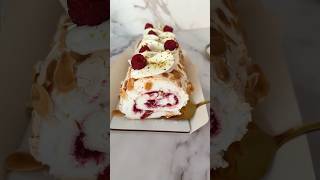 Easy meringue roulade recipe You can make Strawberry meringue roulade in a advance with my recipe [upl. by Peltz]