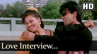 Love Interview  Suneil Shetty  Shilpa Shirodkar  Raghuveer  Hindi Song [upl. by Atalee]