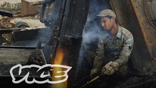 The Ship Breakers of Bangladesh VICE INTL [upl. by Wennerholn]