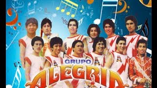 Grupo Alegria  Mil Coronas canta mayk [upl. by Bartholomeo]