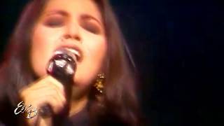 Ana Gabriel  Pensar En Ti Live [upl. by Lewie]