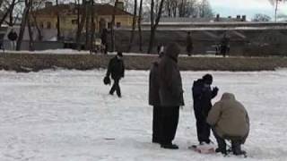 Eisbrecher als Fußgängerschreck [upl. by Elden]