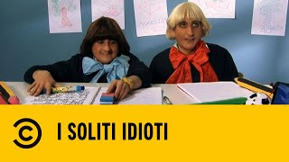 In classe con Niccolò e Gigetto  I Soliti Idioti  Comedy Central [upl. by Akiehs]