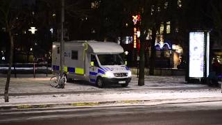 Extra många poliser i Stockholm city på helgnätter [upl. by Ennovi]