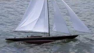 RC Gaff Rig Model Yacht 2 [upl. by Farl]