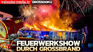 💥 PLÖTZLICH EXPLODIERT FEUERWERK beim GROSSBRAND 💥  🔥 Betrieb im Vollbrand 🔥 [upl. by Carmel323]