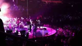 Billy Joel Uptown Girl live [upl. by Cima]