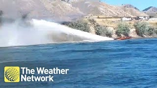 AMAZING Boater helps put out wildfire with his boat before help arrives [upl. by Maryjane]