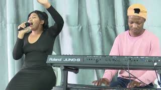 ITENDE WORSHIP WITH THANDAZILE ICILONGO [upl. by Laleb]