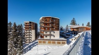 Résidence LEcrin des Neiges 3 Chamrousse I Travelski [upl. by Aserahs989]