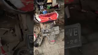 motor N MAX kemasukan klereng roveiqmekanika [upl. by Packton]