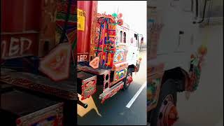 22 wheeler container truck viralvideo commercialvehicle truckhub pakistanitruck hinotruck [upl. by Cirtap]