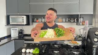 Receita de Bolinho de arroz na air fryer [upl. by Ardnalak]