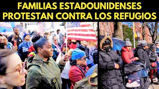 FAMILIAS ESTADOUNIDENSES PROTESTAN CONTRA LOS REFUGIOS EN BROLKYIN [upl. by Yeltnarb625]