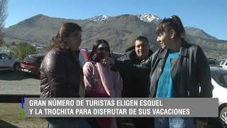 COMENZÓ LA TEMPORADA DE TULIPANES Y TURISTAS DISFRUTAN DE LA TROCHITA EN ESQUEL [upl. by Louls]