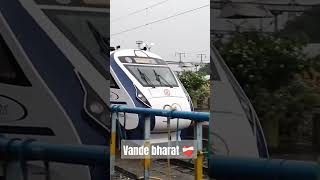 Vande bharat 🔥 indianrailways vandebharatexpress train railway wap7 shortvideo bhartiyarail [upl. by Eitak]