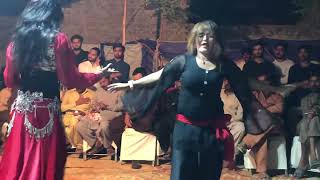 Dance on Kala shah kala Viral Hindi song Mahak Malik Dance [upl. by Nosahc]