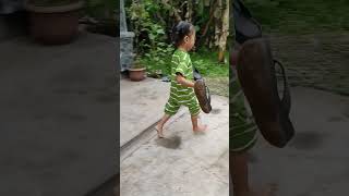 kaki emak kena duri 😭 funny shorts [upl. by Abagail]