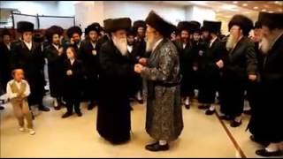 Mitzvah Tantz at Spinka Chasuna [upl. by Chisholm899]