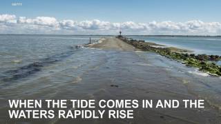 Passage du Gois is a disappearing road in France [upl. by Ty]