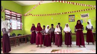 PADUAN SUARA “SANG BUMI RUWA JURAI” [upl. by Okoy]