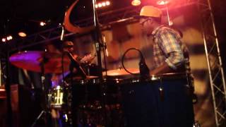 Chris Dave amp The Drumhedz Live In Paris New Morning Solos 241014 [upl. by Aubreir]