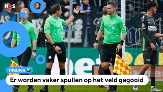 Jongen van 8 weggestuurd uit stadion nadat hij beker gooit [upl. by Teague]