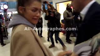 Zendaya signing autographs in Paris [upl. by Bernardina]