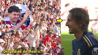 ASI FUE la TREMENDA OVACION a MODRIC HOY en su RETIRO del REAL MADRID [upl. by Imerej108]