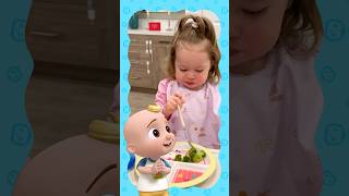 Baby Sister Eats Her Broccoli Yes Yes Vegetables Playtime cocomelon sisters shorts [upl. by Moor]