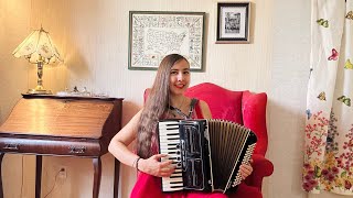 BLACK GIORELLO BUSILLACO PETITE 34 KEY PIANO ACCORDION [upl. by Sylera]