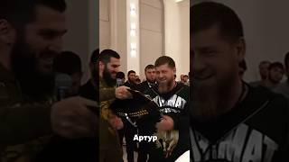 Рамзан Кадыров подарил Бетербиеву квартиру kadyrov arturbeterbiev ramzan boxing mma chechnya [upl. by Enimajneb]