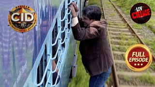 चलती Train में क्यों चढ़ रहा है Abhijeet  CID  सीआईडी  Car Chase  2 Dec 2023  Full Episode [upl. by Rexer]