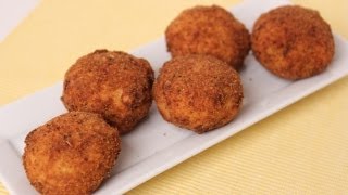 Homemade Rice Balls  Arancini  Recipe  Laura Vitale  Laura in the Kitchen Episode 452 [upl. by Clyde]