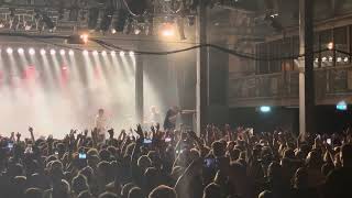 Beatsteaks  I dont care as long as You sing LKA Longhorn Stuttgart 180924 HD  Please Tour [upl. by Placido]