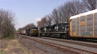 CSX Tropicana Juice Meets NS 11J Screaming Wheels on Freshly Ground Rail [upl. by Aicilav]