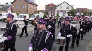 Verenigingen Optocht Roelofarendsveen 22092016 Drumfanfare Mavileo [upl. by Drarehs]