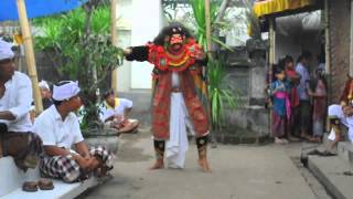 Upacara Di Batuan Balinese Topeng Dance [upl. by Aninaj]