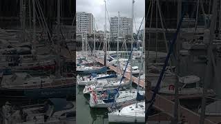 Boulognesurmer marina at low tide pydewsail sailing travel yachtlife yachting [upl. by Lebasiairam]