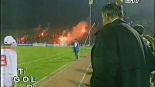 fk sarajevo  FK ŽELJEZNIČAR 11 1998 The Maniacs ulijetanje u teren [upl. by Aivun]