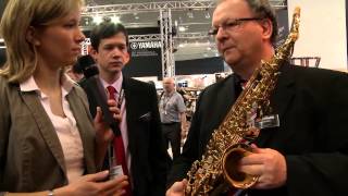 EN New Yamaha Custom 82Z Saxophones  Yamaha Musikmesse 2013 [upl. by Anilatac136]