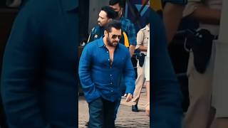 Salman Khan walking status walking salmanmovie salman bollywood bollywoodstatus viralshorts [upl. by Ahsac842]